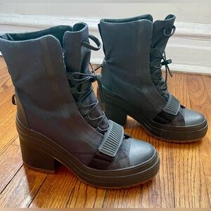 Converse Chuck Taylor All Star GR82 Black and grey women’s boots
